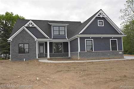 28 Timberleaf Brighton Twp, MI 48114