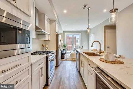4204 3rd St NW Washington, DC 20011