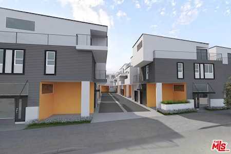 3022 N Coolidge Avenue Los Angeles, CA 90039