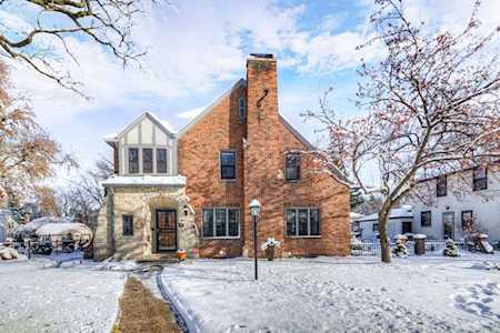 4126 Xerxes Avenue N Minneapolis, MN 55412