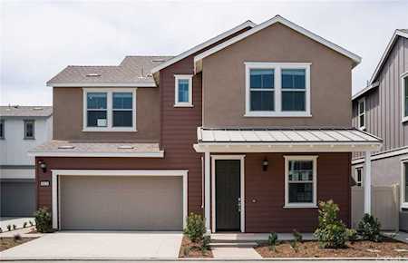 8024 Dorado Circle Long Beach, CA 90808