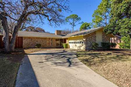 2815 Nottingham Drive Denton, TX 76209