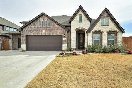 230 Spruce Valley Drive Justin, TX 76247