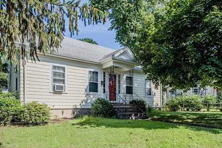 160 School St Framingham, MA 01701