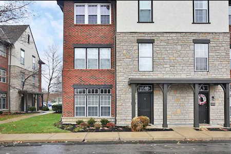 6020 Inishmore Lane Dublin, OH 43017