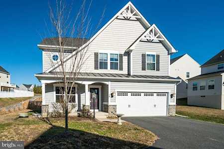 18 Queensland Dr Fredericksburg, VA 22405