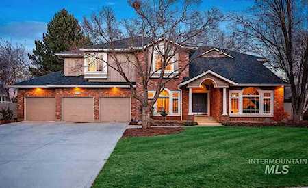 6550 W Plantation Lane Garden City, ID 83703