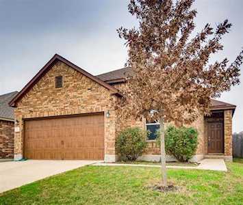 1112 Calla Lily Blvd Leander, TX 78641