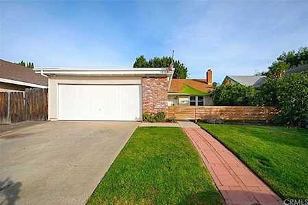 23646 Soresina Laguna Hills, CA 92653