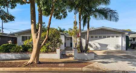2563 Columbia Drive Costa Mesa, CA 92626