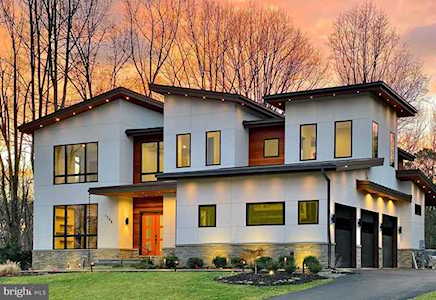 1308 Rockland Terrace Mclean, VA 22101