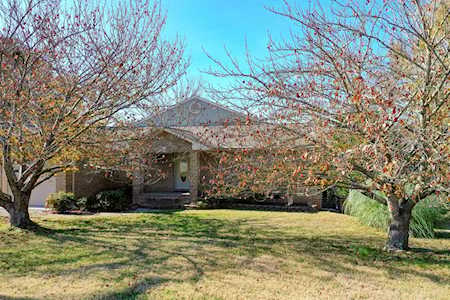 4646 Gravelly Hills Rd Louisville, TN 37777