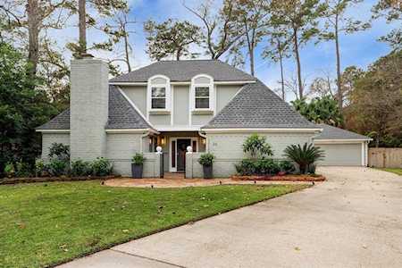 26 Rosedale Brook Ct The Woodlands, TX 77381