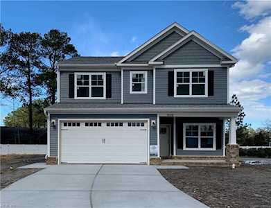 3110 Firefly Ct Chesapeake, VA 23321