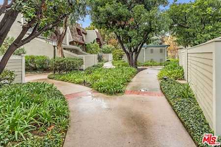 13131 Mindanao Way #4 Marina Del Rey, CA 90292