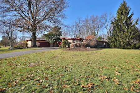 1410 Clubview Boulevard Columbus, OH 43235