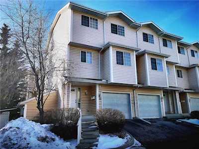 401 Hawkstone Manor NW Calgary, AB T3G 3X2