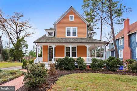 10802 Kenilworth Ave Garrett Park, MD 20896