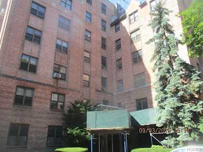 824 Bronx River Rd #2B Yonkers, NY 10708