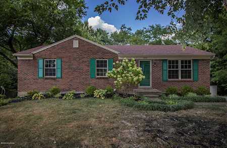 8105 Amity Ln Louisville, KY 40220