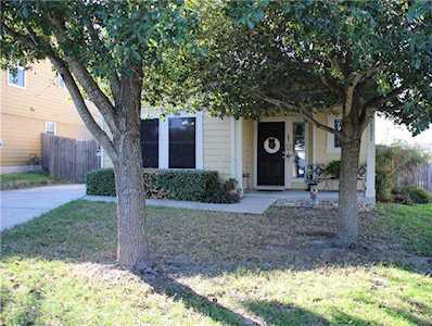 18024 Belfry Pass Manor, TX 78653