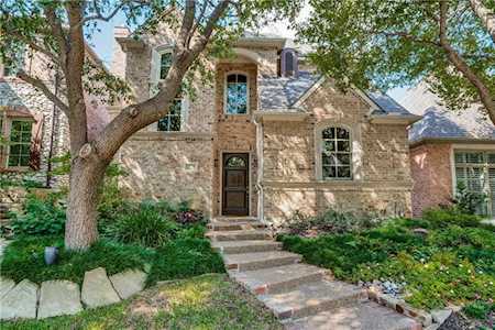 11823 Brookhill Lane Dallas, TX 75230