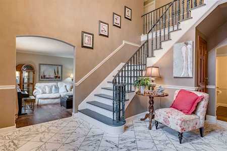 8165 Scruggs Dr Germantown, TN 38138