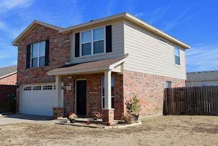 1410 Mandarin Drive Sanger, TX 76266
