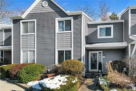 4 Hendrick Hills #4 Peekskill, NY 10566