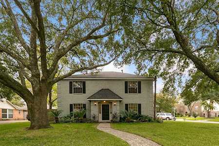 17815 Cassina Dr Spring, TX 77388