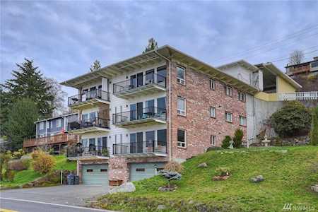 312 Perry Ave N #3 Port Orchard, WA 98366