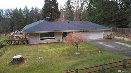 952 SE Salmonberry Rd Port Orchard, WA 98366