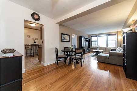 575 Bronx River Rd #5C Yonkers, NY 10704