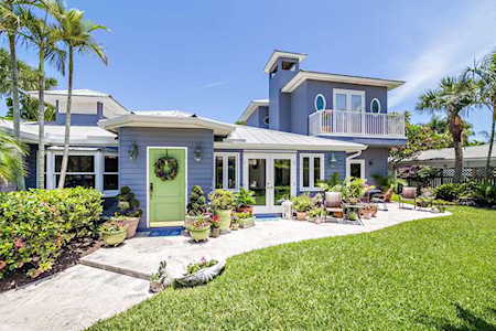 122 Lighthouse Drive Jupiter Inlet Colony, FL 33469