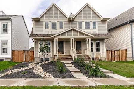 248 Elgin Meadows Garden(s) SE Calgary, AB T2Z 0M4