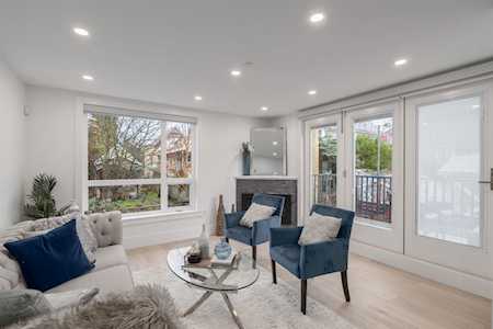 1025 Keefer Street Vancouver, BC V6A 1Y9