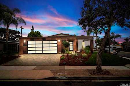 1700 Harbor Way Seal Beach, CA 90740