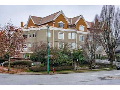 2505 E Broadway Street #302 Vancouver, BC V5M 1Y4