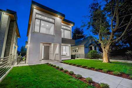 4848 Blenheim Street Vancouver, BC V6L 3A7