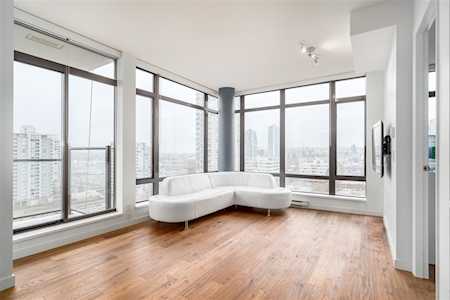 2355 Madison Avenue #1504 Burnaby, BC V5C 0B3