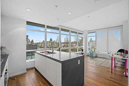 8488 Cornish Street #316 Vancouver, BC V6P 0C2