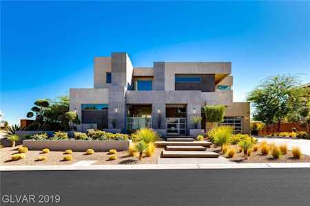 35 Meadowhawk Ln Las Vegas, NV 89135