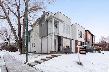 4521 17 Street SW Calgary, AB t2t 2p3