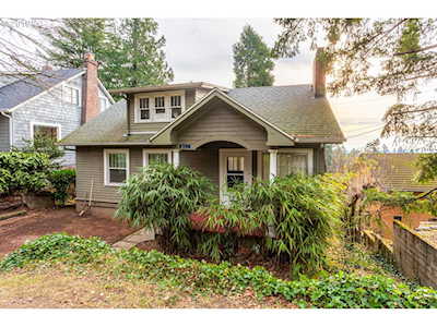 3708 SW Patton Rd Portland, OR 97221