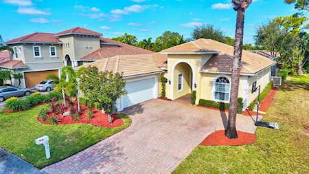 473 Pine Tree Court Atlantis, FL 33462