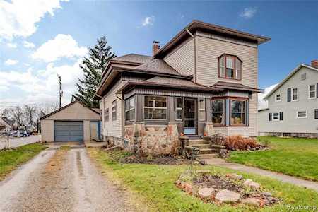 212 S 2nd St Fowlerville Vlg, MI 48836