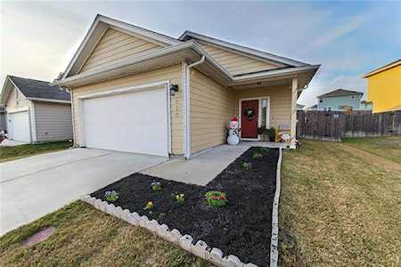 156 Sambar Dr Buda, TX 78610
