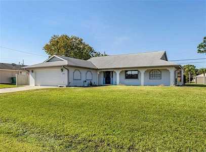 6985 Mamouth Street Englewood, FL 34224