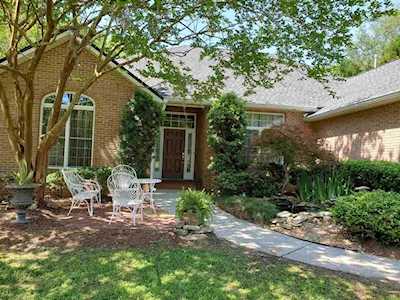 6279 Whittondale Drive Tallahassee, FL 32312