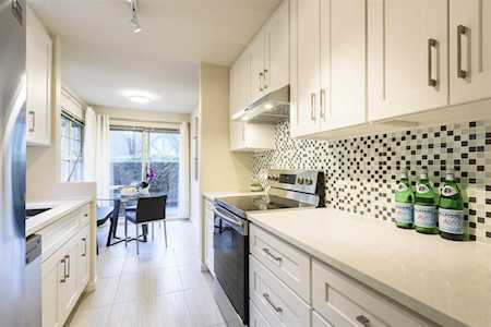 65 Foxwood Drive #68 Port Moody, BC V3H 4Z5